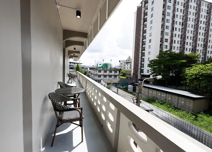 ดอนเมือง 204 Near Don Mueang Airport & Bts Wat Phrasi * 曼谷